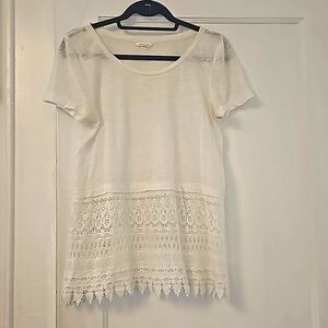 Club Monaco white blouse lace